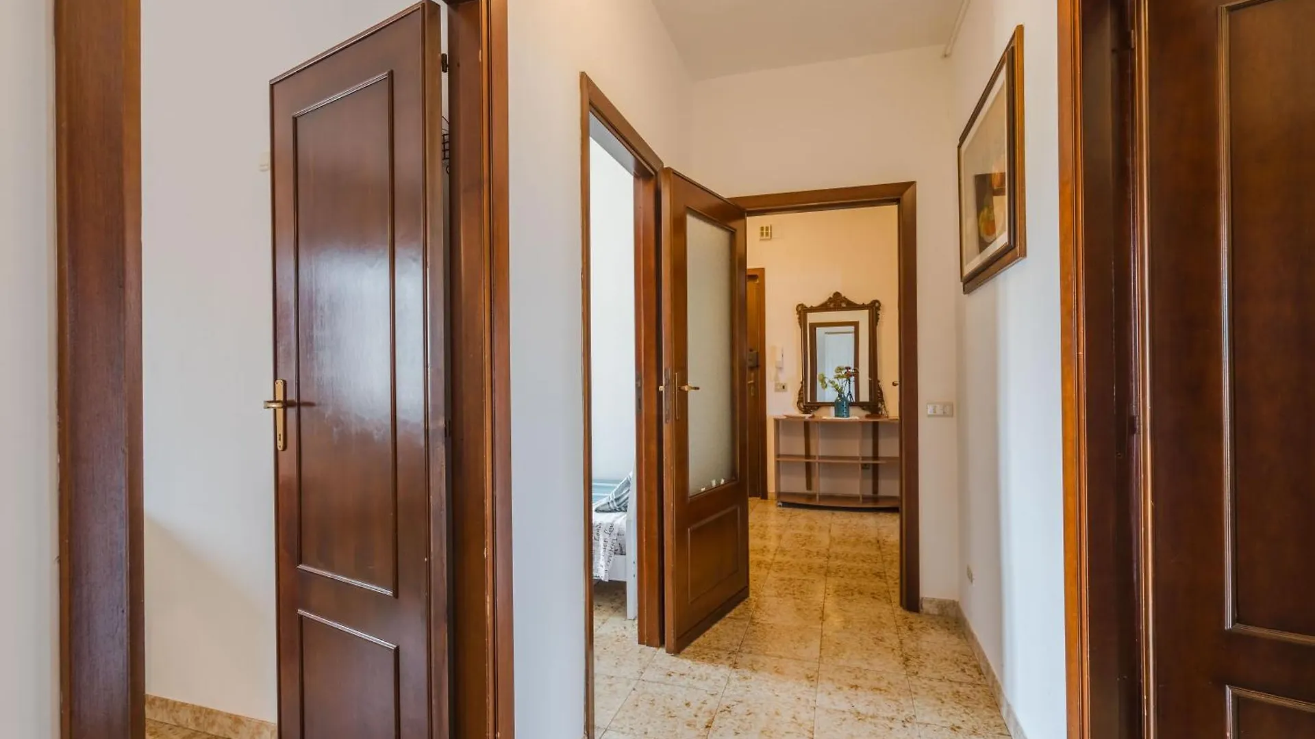 Alghero Bright House 0*,